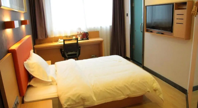 Номер Standard 7Days Premium Leshan Qianwei Fengye Fortune Center Branch