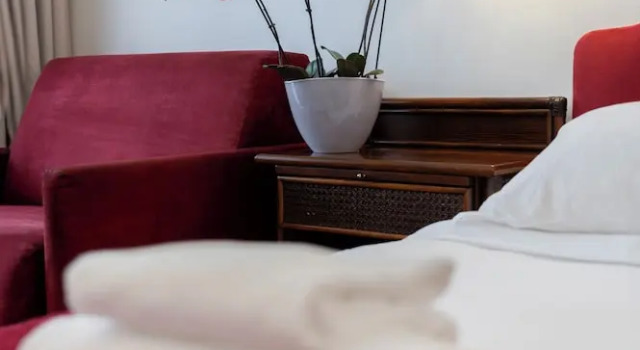 Трёхместный номер Standard с балконом Hotel Hannover