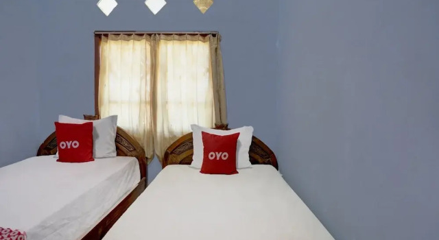 Standard Double room OYO 92903 Barokah Hotel Syariah