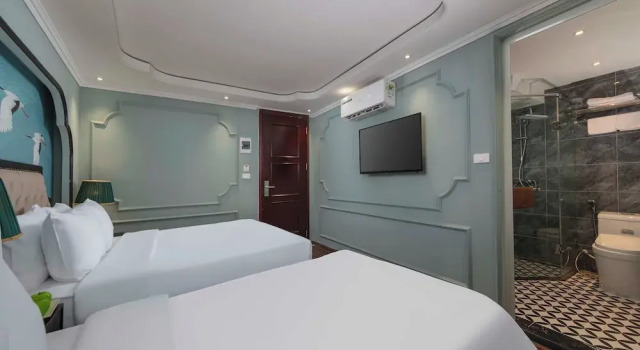 Четырёхместный семейный номер Standard Madelise Grand Hotel & Spa