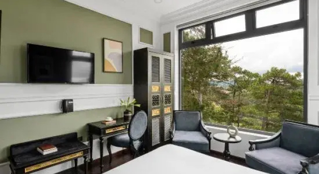Номер Deluxe с видом на окрестности The Gate Boutique Hotel Đà Lạt