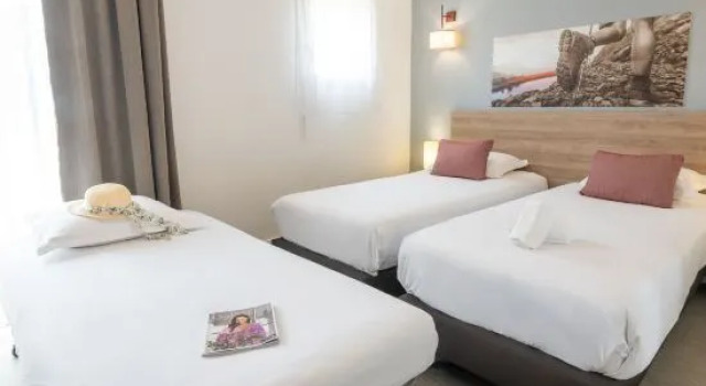 Трёхместная студия Comfort Aparthotel Cannes Mandelieu