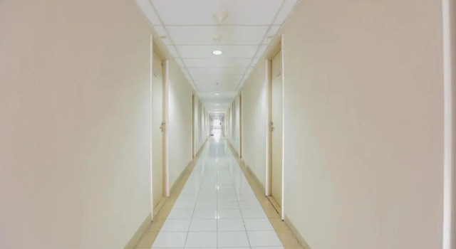 OYO 909 Lauv Room Grand Centerpoint Tower B