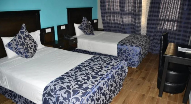Hotel LAéroport, Buchen Sie Hotel Nador Ostmarokko