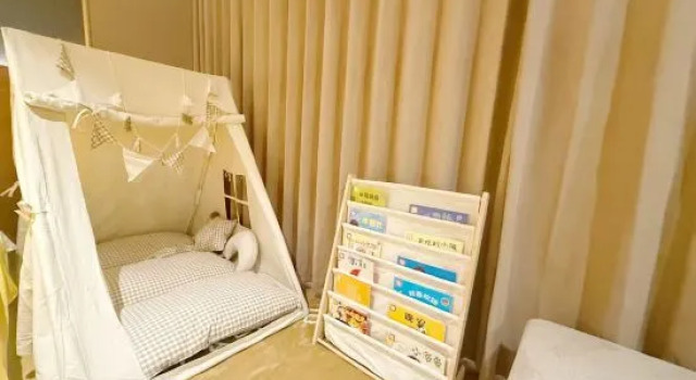 Семейный тент Langzhi Hotel