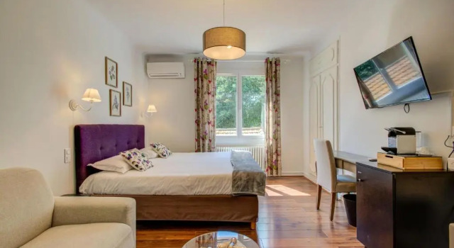 Двухместный номер Superior Logis Hotel Le Blason de Provence