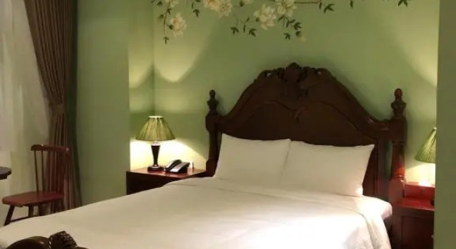 Номер Deluxe Le Grand Hanoi Hotel - The Oriental