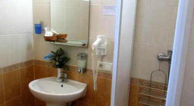 Economy Zimmer Old Town