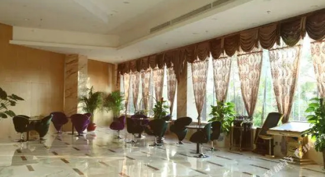 Phoenix Grand Hotel (Xianyang Yangling), Prenota Hotel Yangling Shaanxi