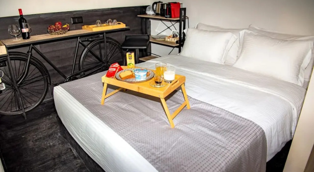 Люкс Superior Athens Muses Suites
