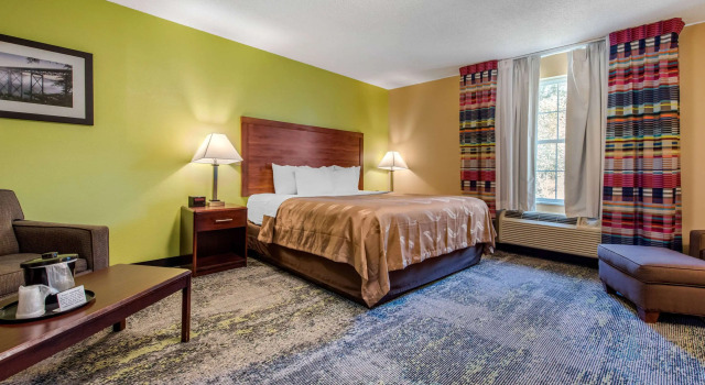 Двухместный люкс Quality Inn Morgantown