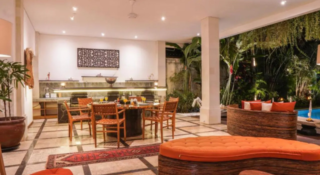 Вилла OPENING PROMO Luxury 5 plus 1 Bdr Villa 100m To Beach