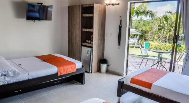 Семейный номер Standard с видом на сад Hotel Santa Maria de las Aguas Peñol