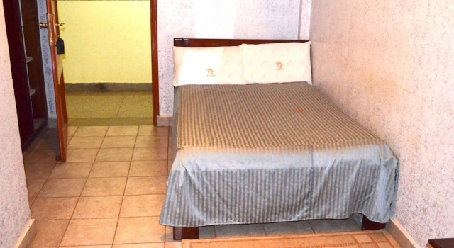 Standard Single room with balcony Areba Hotel