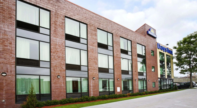 Days Inn by Wyndham Bronx Near Stadium, Забронировать Отель Бронкс Нью-Йоркская агломерация, рядом с Bronx Museum of the Arts