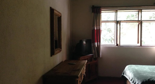 Hotel Los Alcatraces, Boek Hotel Tzintzuntzan Michoacan