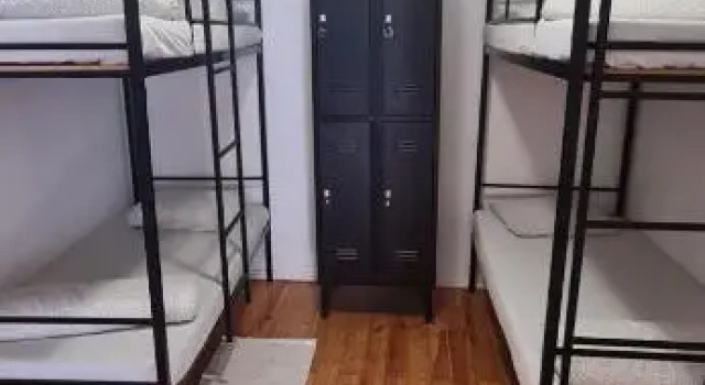 Кровать в общем номере Auristelas Hostel