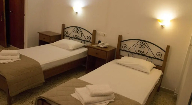 Hotel Anixis