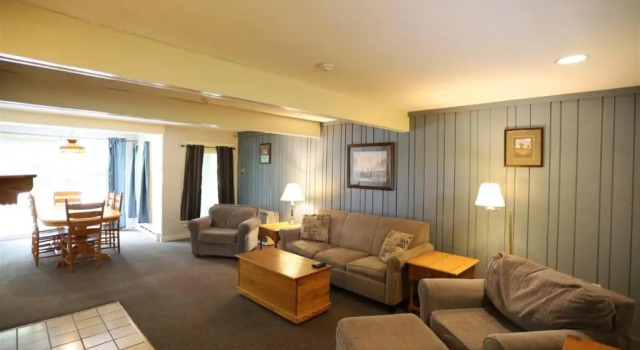Inns of WV 101, 2bd, Waterville Valley, Varaa Hotelli Hotellit New England uima-altaalla, Uima-allas