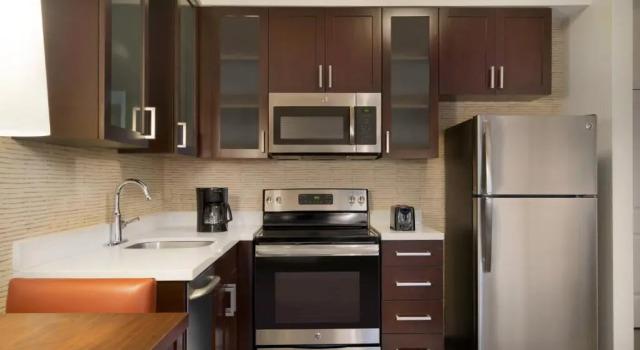 Двухместный люкс c 1 комнатой Residence Inn by Marriott Winston-Salem Hanes Mall