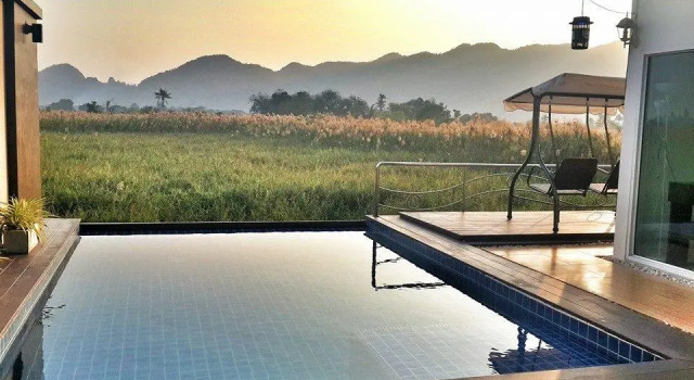 Вилла с видом на закат The Vista Pool Villa