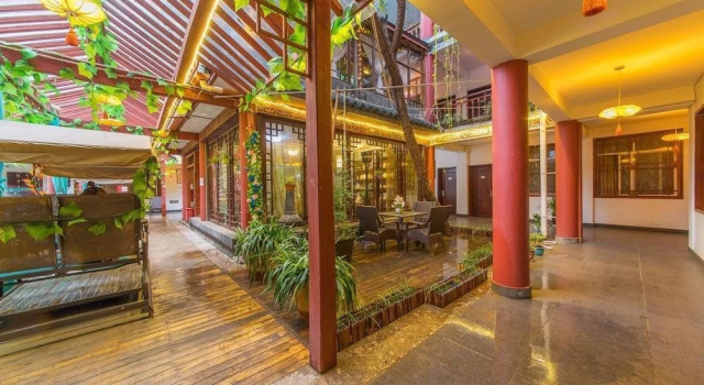 Zhuyuan Inn, Забронировать Отель Лицзян Юньнань, рядом с Zhongyi Market