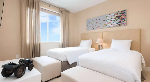 Вилла 2 этажа Deluxe с 4 комнатами с видом на озеро Magic Village Yards, Trademark Collection by Wyndham