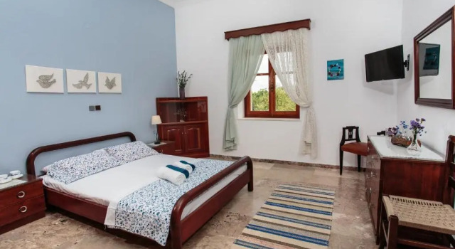 Villa Melpomeni, Prenota Villa Marpissa Paro