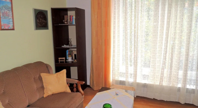Apartments Potnar, Prenota Appartamento Hotel a Isole Quarnerine con parcheggio, Parcheggio