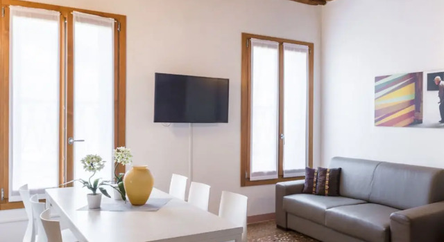 Апартаменты Standard Dorsoduro Charme Apartments