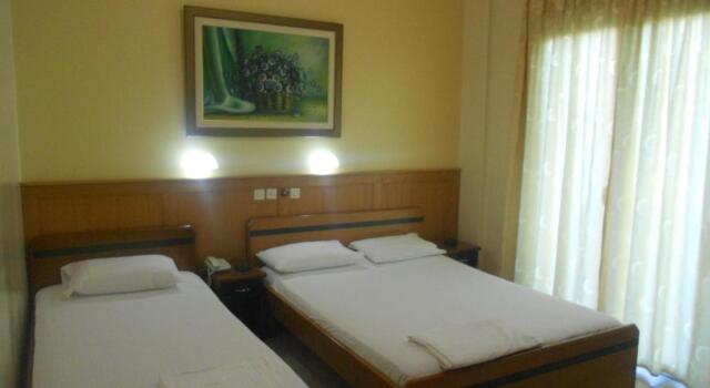 Трёхместный номер Standard Hotel Admitos