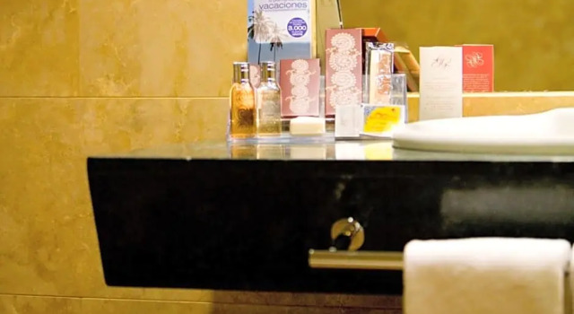 Номер Standard с балконом Sercotel Palacio de Tudemir