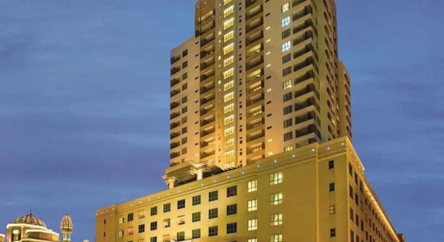 New Town Resort Suites at Pyramid Tower, Забронировать Отель Отели Петалинг-Джая 4 звезды, рядом с Медицинский центр Сануэй, 4*