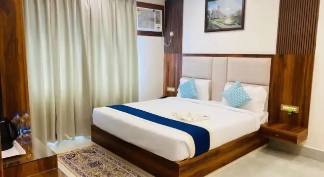 Номер Premium HOTEL MAA LAXMI PALACE