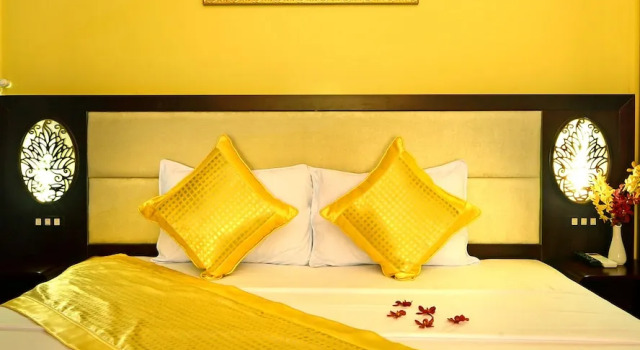 Номер Deluxe с балконом и с видом на город Thanh Lich Hue Hotel
