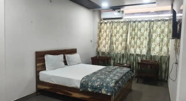 Номер Deluxe Hotel mid
