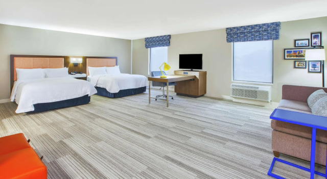Четырёхместная студия Hampton Inn & Suites Oakwood Village-Cleveland
