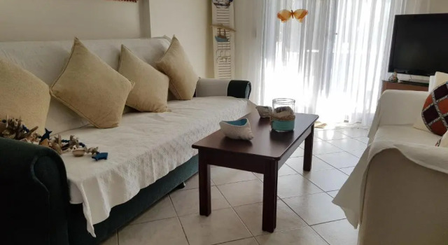 Apartment next to palm trees-200 meters from the Sea, Book Apartment  