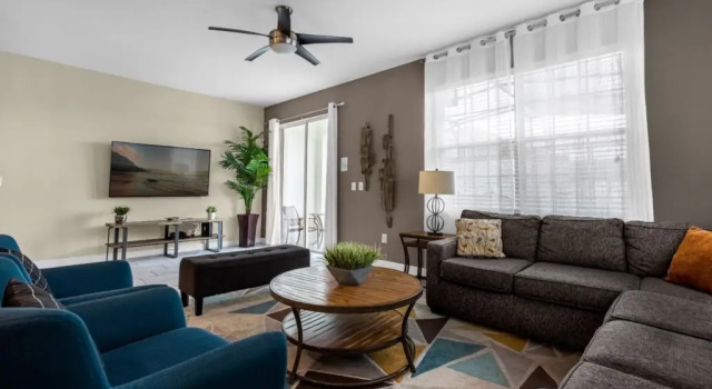 5 Bedrooms / 4 Bathrooms / Storey Lake (4806 CS), Kissimmee, US, Rezerwuj Hotel Kissimmee Kissimmee