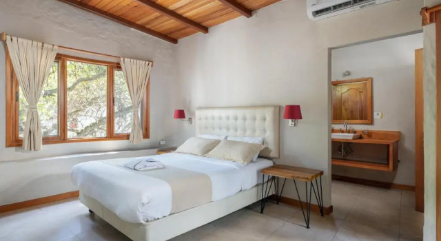 Двухместный номер Standard Blu Galapagos Sustainable Waterfront Lodge