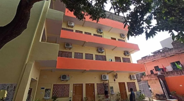 Anand Lok Vatika, Varaa Hotelli Rajgir Bihar