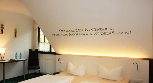 Двухместный номер Standard Hotel Goldener Hirsch