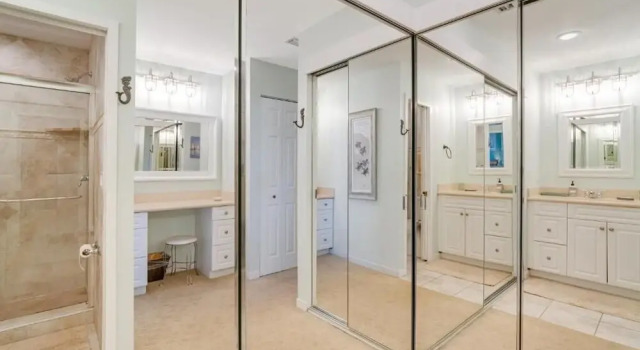 Coastal Lakehouse Condo on Siesta Key Public Beach