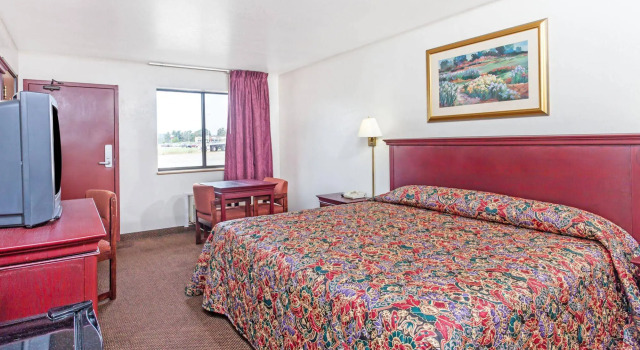 Super Stay Plus, Buchen Sie Gasthaus Morristown Tennessee