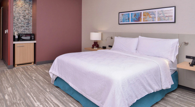 Hilton Garden Inn Kansas City Airport