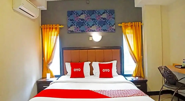 Люкс Deluxe OYO 553 Gentala Hotel