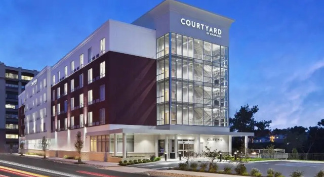 Courtyard Albany Troy Waterfront, 预订 酒店 奥尔巴尼 Hudson Valley