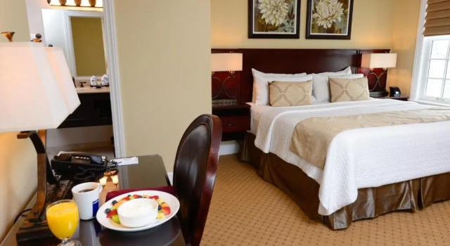 Люкс Luxury Nassau Inn