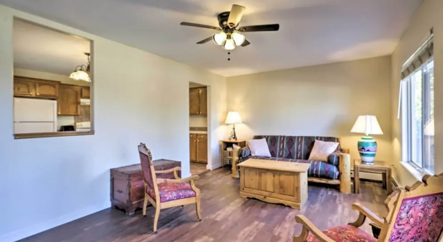 Апартаменты с 4 комнатами с балконом Pet-friendly Grand Junction Townhome w/ Yard!