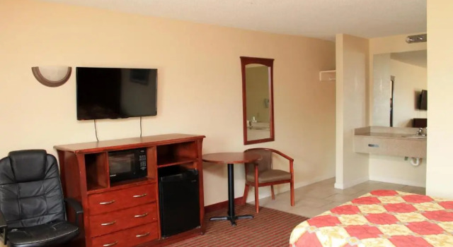 Четырёхместный номер Standard Best Way Inn and Suites - New Orleans